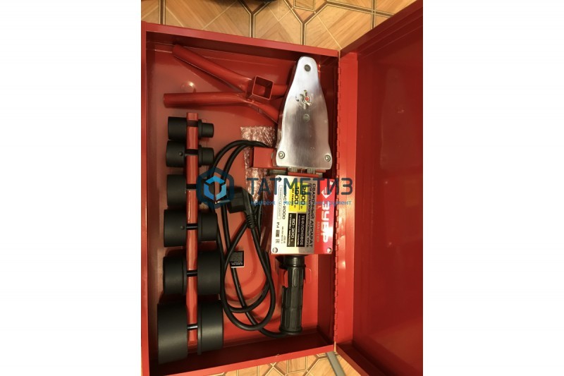 Сварочный аппарат для ПП труб, ЗУБР Мастер, 1000/2000Вт, 50-300С,D=20,25,32,40,50,63мм, мет. кейс Сварочный аппарат для ПП труб, ЗУБР Мастер, 1000/2000Вт, 50-300С,D=20,25,32,40,50,63мм, мет. кейс